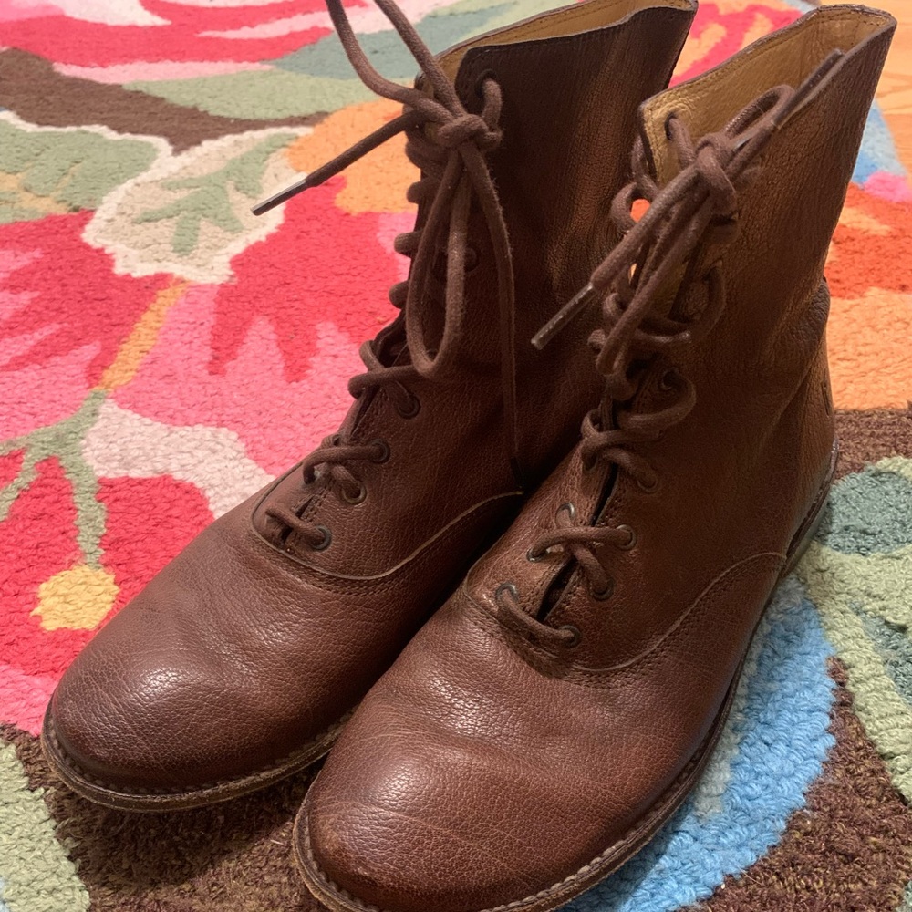 Frye Women’s Leather Boots - EXCELLENT used condition, size 8.5